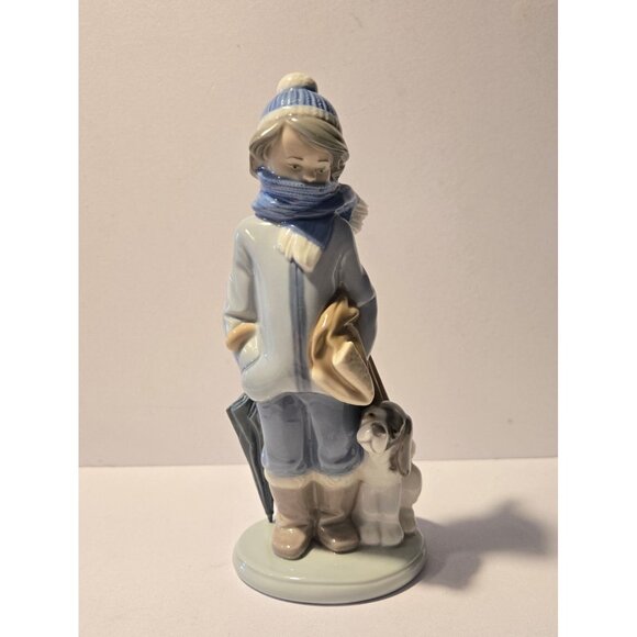 Lladro Winter Figurine Boy With Dog & Umbrella Handcrafted Porcelain Spain - Picture 1 of 9